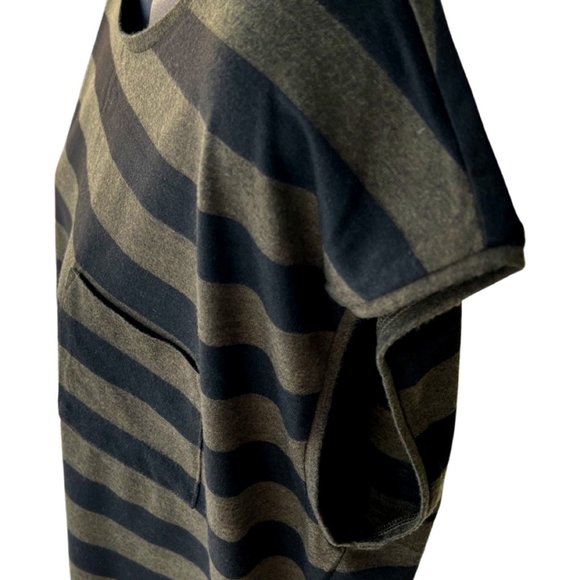 🌸4/$20🌸 Joe Fresh Striped Pocket Muscle T-Shirt - Picture 1 of 6